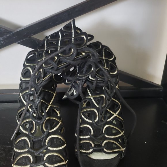 Shoes - Picture 3 of 3